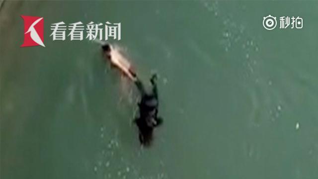 公交车连晕三人 女车长救助免发悲剧