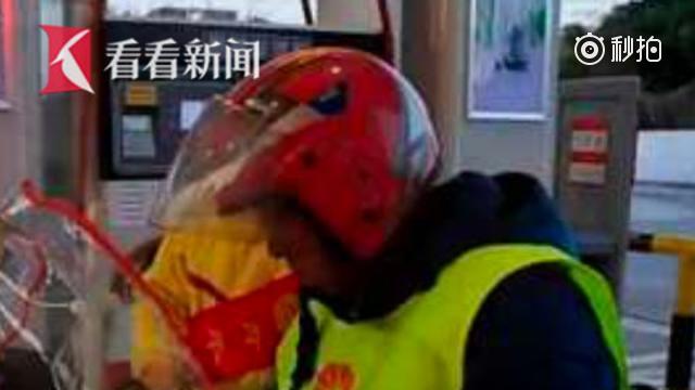 "摩托车大军"千里骑行只为回家过年