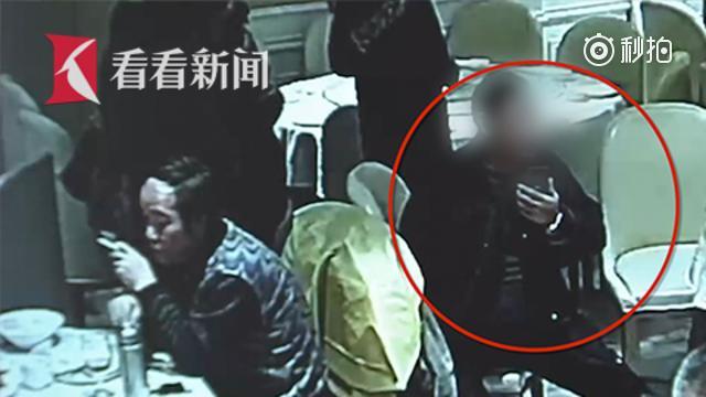 男子偷人钱财 "好心爷叔"见义勇为
