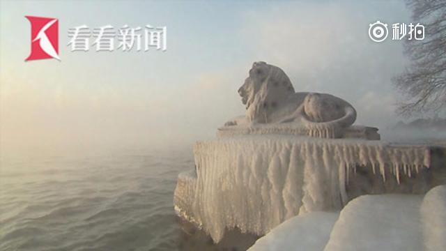 欧洲多地遇罕见严寒 美如画也冻成狗