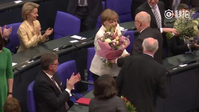 现场：默克尔当选德国总理 开启第四个任期