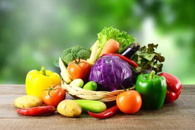 蔬菜:红色,味辛,陆生多性热