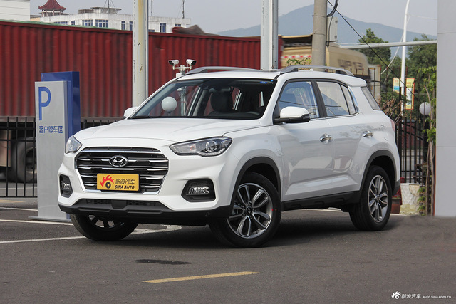 2018款现代ix35 2.0L自动两驱智勇·畅享版