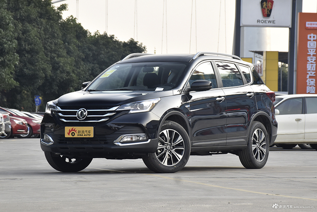 2018款东风风神AX7 1.6T自动豪华型