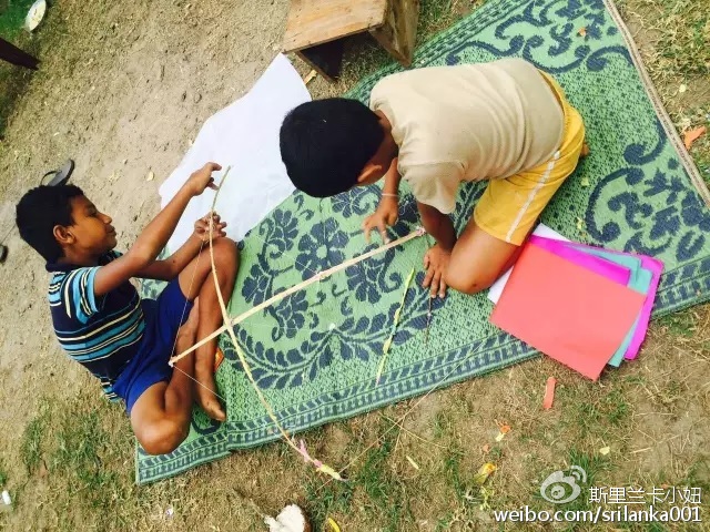 90后美少女在斯里兰卡边上学边创业