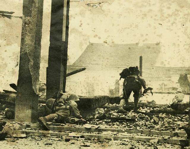 日寇手里有多可怕,杀人前用铅条穿透手心和脚心