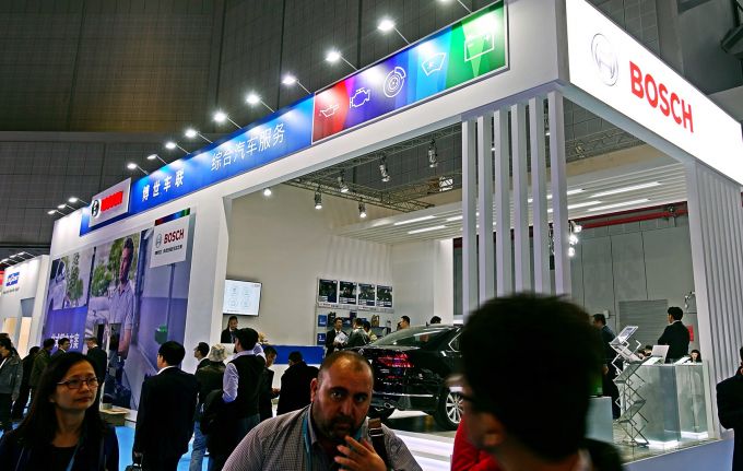 上海国际汽车零配件展览会开幕：真正车迷的嘉年华