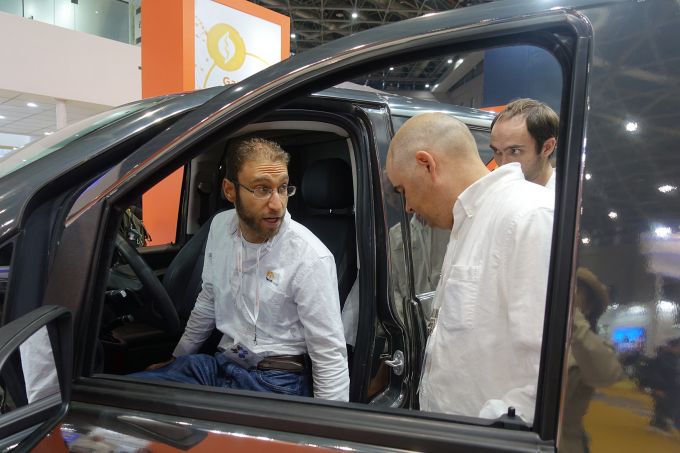 上海国际汽车零配件展览会开幕：真正车迷的嘉年华