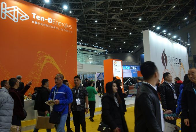 上海国际汽车零配件展览会开幕：真正车迷的嘉年华