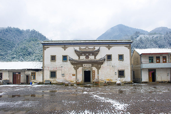 现实版的富春山居图,一夜大雪让桐庐的这座小村子美的宛如仙境!