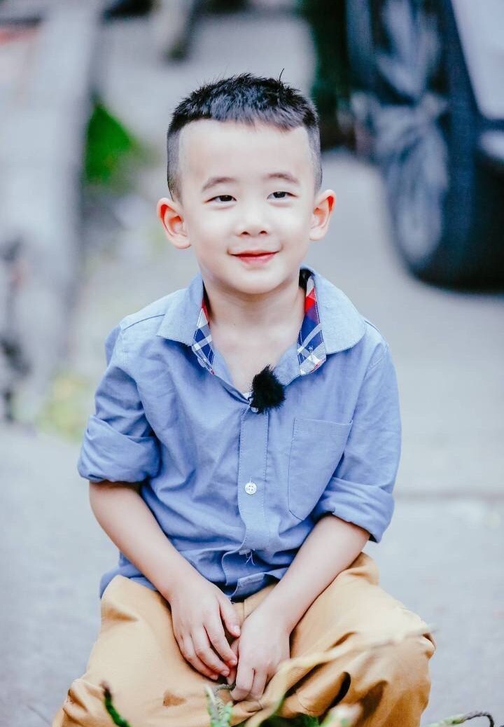 jasper真长大了,小甜椒越来越有爸爸的男人味儿,你们想他没?