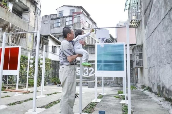 闲置的空地原来可以这样玩，废弃空地变身后好惊喜！|空地|空间|闲置_新浪新闻