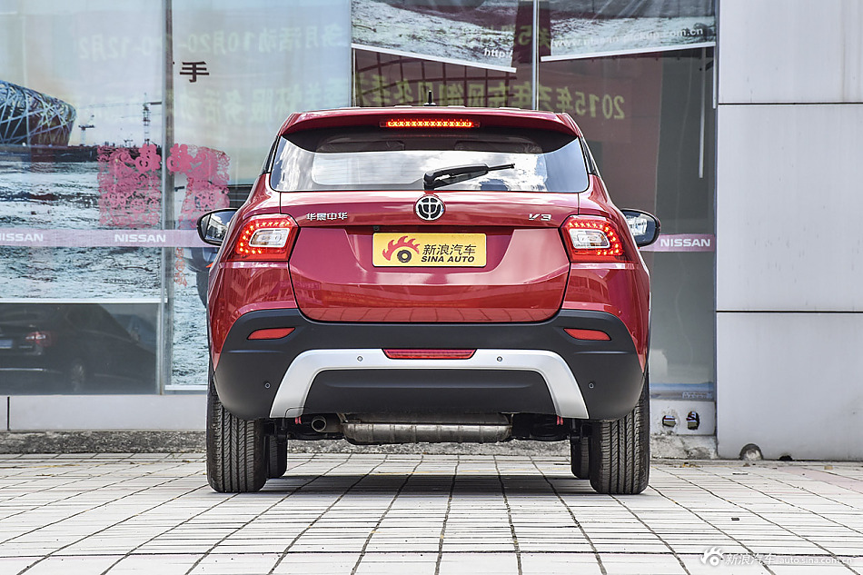 2016款中华V3 1.5L自动智能型