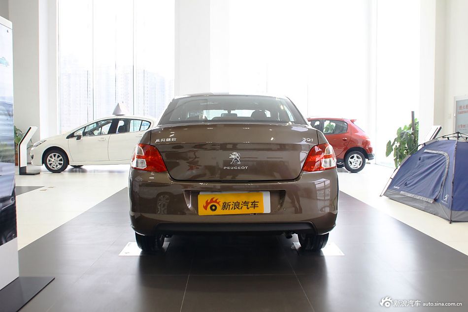 2013款标致301 1.6L自动尊贵版到店实拍