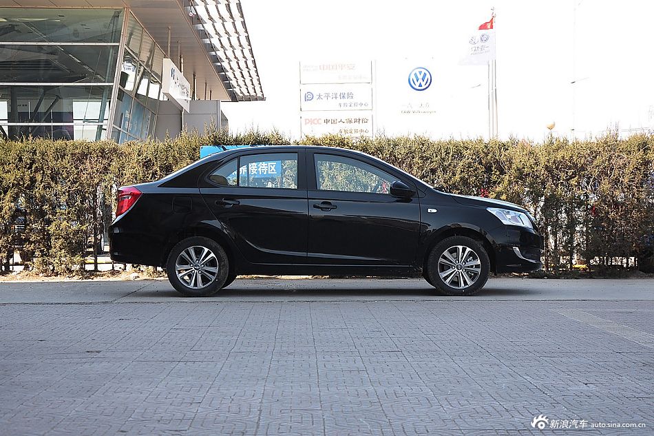 2015款奇瑞E3 1.5L手动智尚型