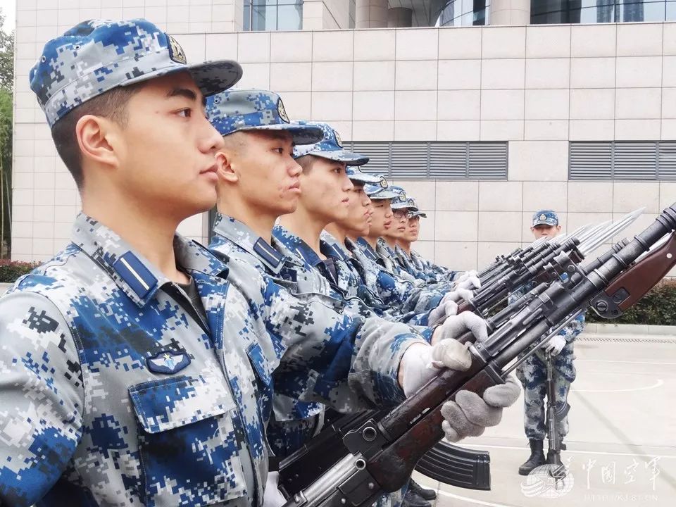 中国空军|立正|军人