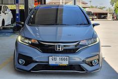 泰国 WeShop x 三代目 本田飞度 GK5 这个前翼子板有意思！