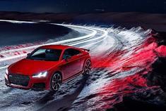 奥迪TTRS：战意十足的配色!