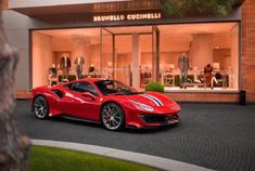 法拉利的经典款，诱惑力满分的红，心动了！