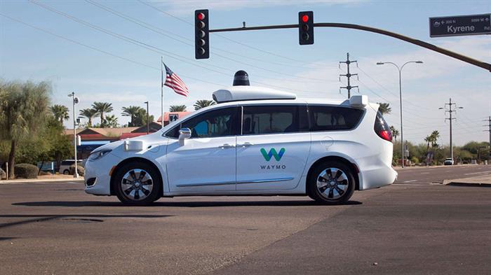 Waymo测试暂停，曾认为自动驾驶可保护司机健康