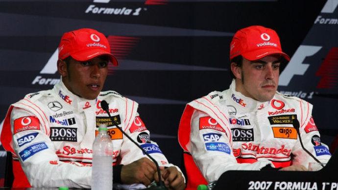 [情報] Briatore曾警告Alonso不要加盟McLaren