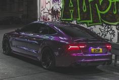 奥迪RS7：战意十足的配色!