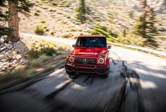 见惯了黑白色的奔驰G,你见过红配绿的么？