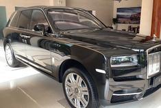 黑红四座库里南 650万含消费税 经典配色