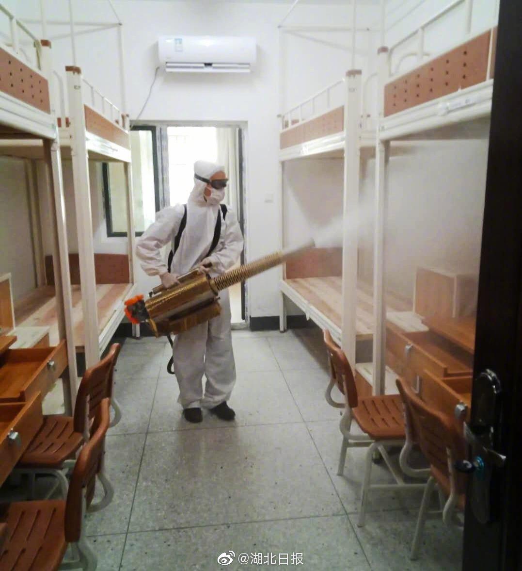 复课做准备】自2月以来,武汉地区近30所高校,中职学校的宿舍被征用