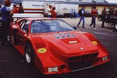 好看的汽车：这款宝马M1赛车你一定没见过