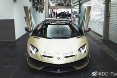 DC出品： 兰博基尼SVJ 整车香槟金改色贴膜