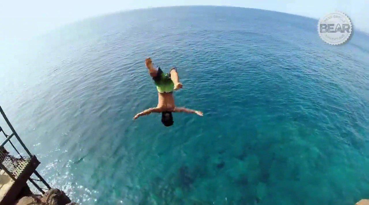 惊艳的悬崖跳水_惊艳的悬崖跳水最新消息,新闻,图片,视频_聚合阅读_新浪网