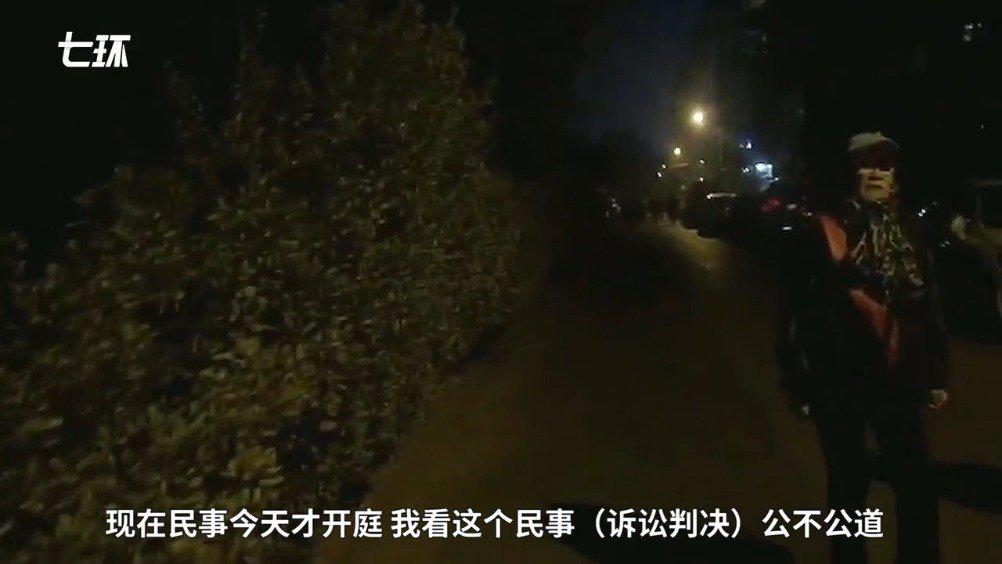 大连13岁男孩杀害女童案开庭：男孩家属缺席，女童妈妈斥其“太不把人当回事”