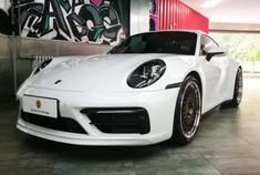 Porsche 992升级HRE VINTAGE 501，非一般的时尚潮流和复古风格