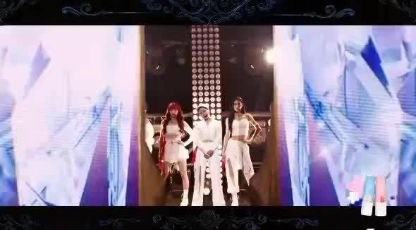 青你2决赛舞台《A Little bit》 戴萌、孔雪儿、刘雨昕、乃万、上_新浪新闻