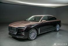 红旗H9，气场还是有的，据说有新能源的版本，燃油的35万起。