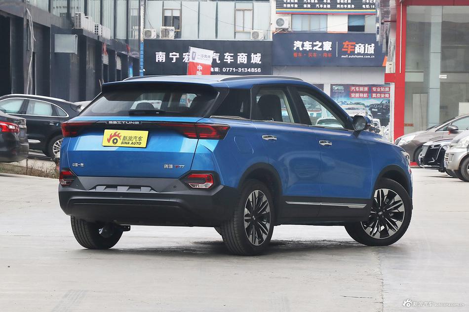 2019款奔腾T77 1.2T自动豪华型230 TID