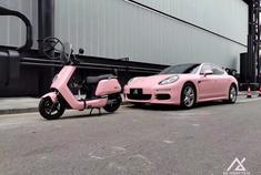 Porsche Panamera 选择AX wrap film 高亮樱花粉