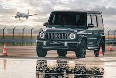 怎么选呢？ 奔驰G-class 保时捷cayeen gts