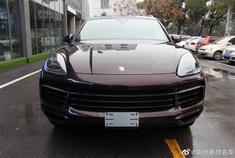 保时捷卡宴优惠高达10万元 首付9.88万起 新车开回家