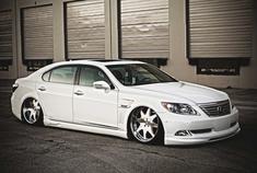 珍珠白黑社会老大 VIP风格雷克萨斯LS460