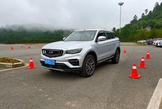 吉利博越Pro的试驾，找来了两部竞品车