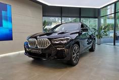 宝马X6都是2.0T的，奔驰G出2.0T的好像也没啥毛病。