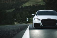 每天一组汽车美图：Audi TTRS 听说这车很猛