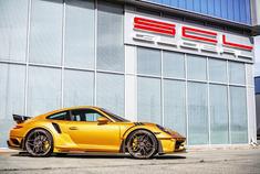 车漆颜色不错，靓仔！ Porsche 911 turbo S