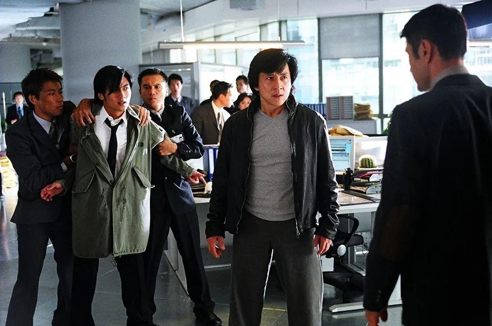 纪念导演陈木胜:支撑起香港电影的人倒在跑道上