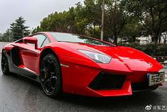 精美汽车图集：红色兰博基尼光顾车艺尚