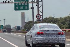 上汽大众-奥迪首款车型，奥迪A7 L白色车身尾部曝光