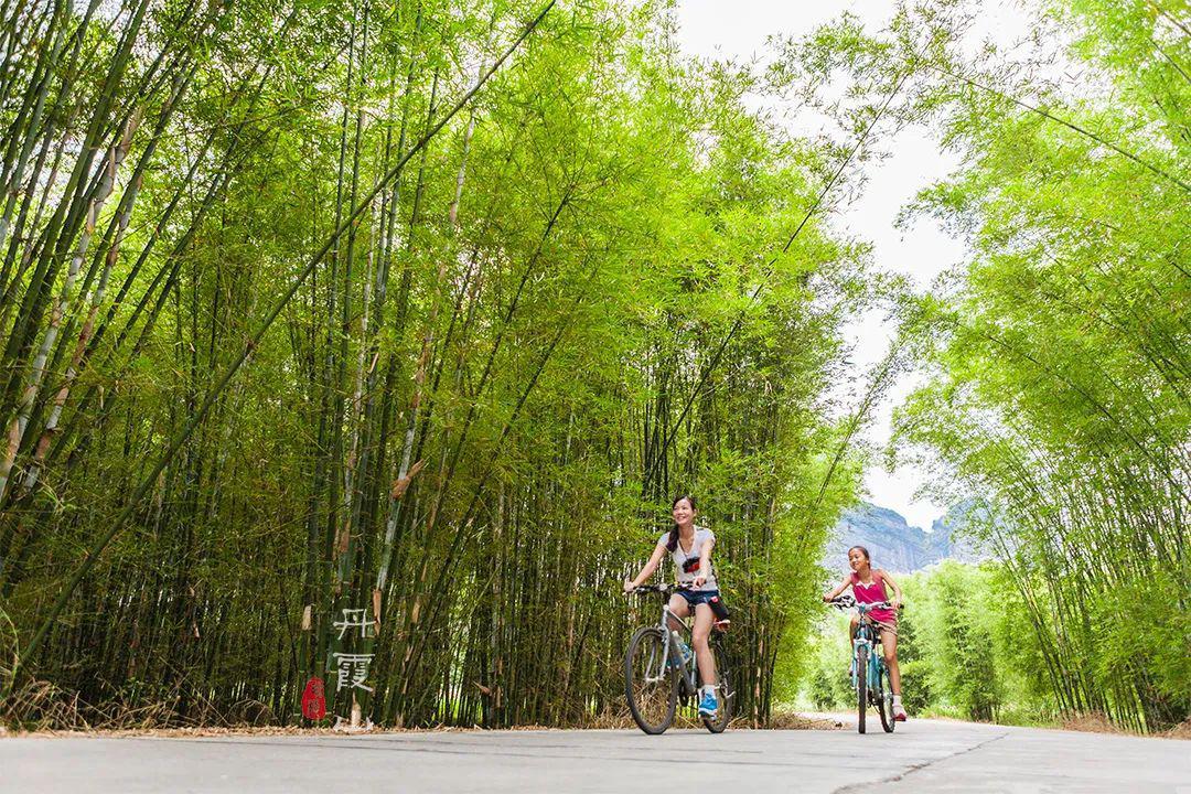 在中国最美七大丹霞之首,竟然藏着一个700年历史的绝美古村