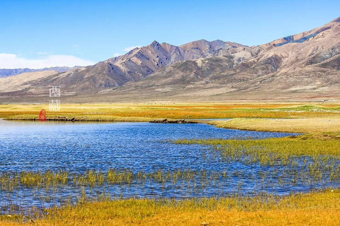 印度人喜歡在恒河中洗澡，我國(guó)竟也有個(gè)眾人朝拜、沐浴凈身的圣湖